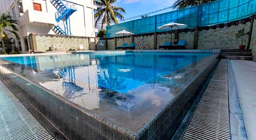 Sylvia Hotel Maumere