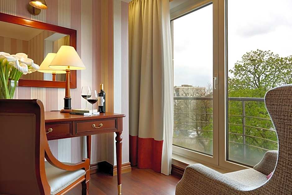 Eurostars Montgomery