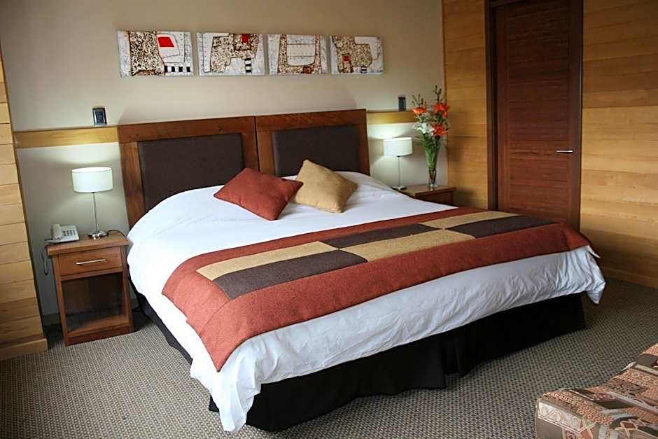 Puerto Chico Hotel