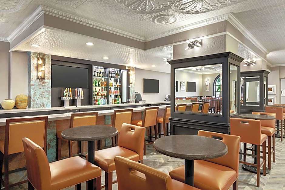 Embassy Suites by Hilton Santa Ana Orange County Airport