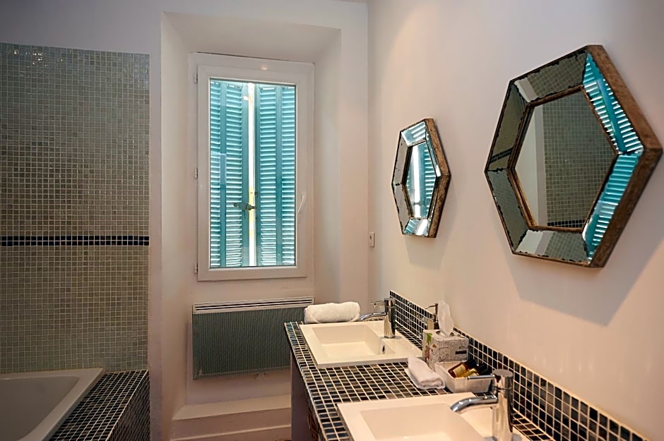 La Grande Maison De Nans