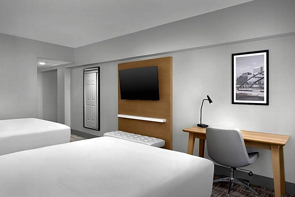 Radisson Hotel Cedar Rapids