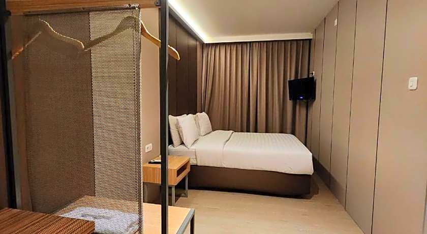 Hotel Pantes Simpang Lima Semarang