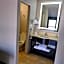 Days Inn & Suites by Wyndham Albuquerque North