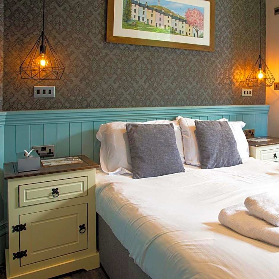 Ye Olde Fighting Cocks