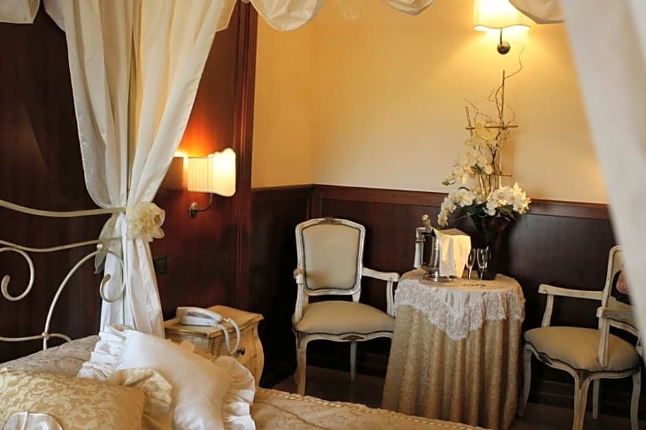 Tesoretto Hotel