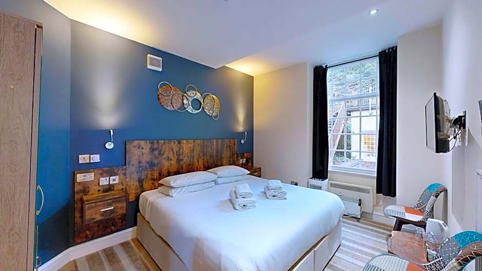 1 King Bed — 3 fotoğraftan 1. fotoğraf