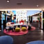 Cardo Brussels, Autograph Collection