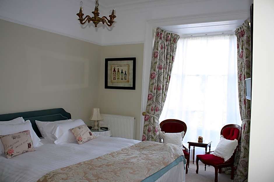 Holmwood House Guest Accommodation