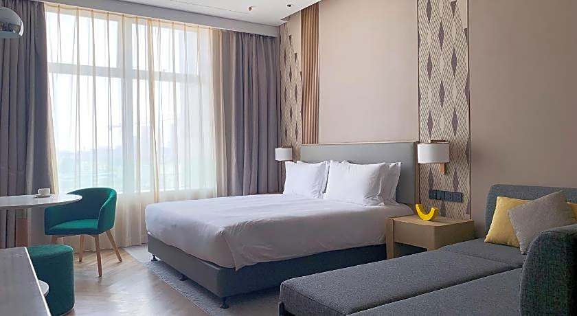 Holiday Inn Wuxi Central Station By IHG