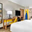 Days Inn & Suites by Wyndham Rocky Mount Golden East