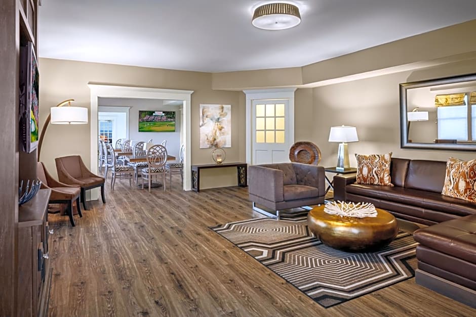 The Partridge Inn Augusta, Curio Collection by Hilton