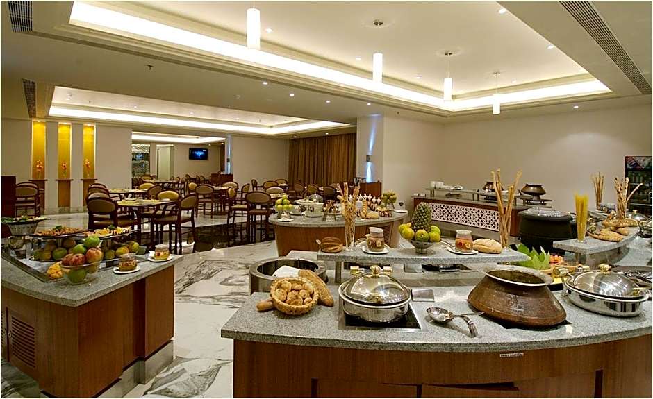 Vivanta Vijayawada, MG Road