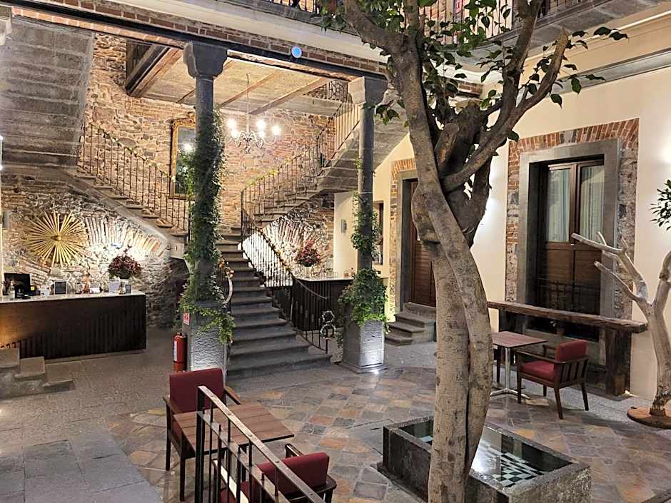 Milo Collection Hotel