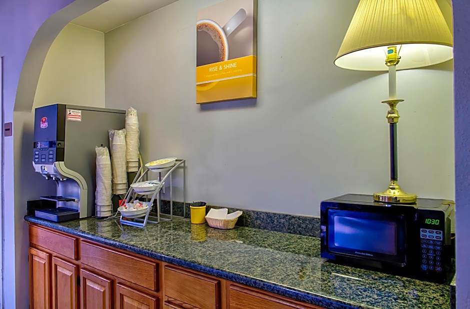 Motel 6 Birmingham, AL - Medical Center - nverness Hwy 280