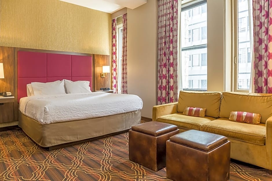 Hampton Inn Majestic Chicago Theatre District