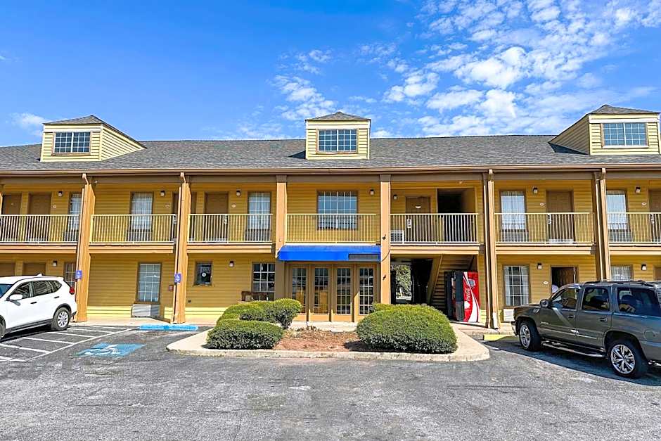 Bonita Lakes Inn by Capital O Meridian I20