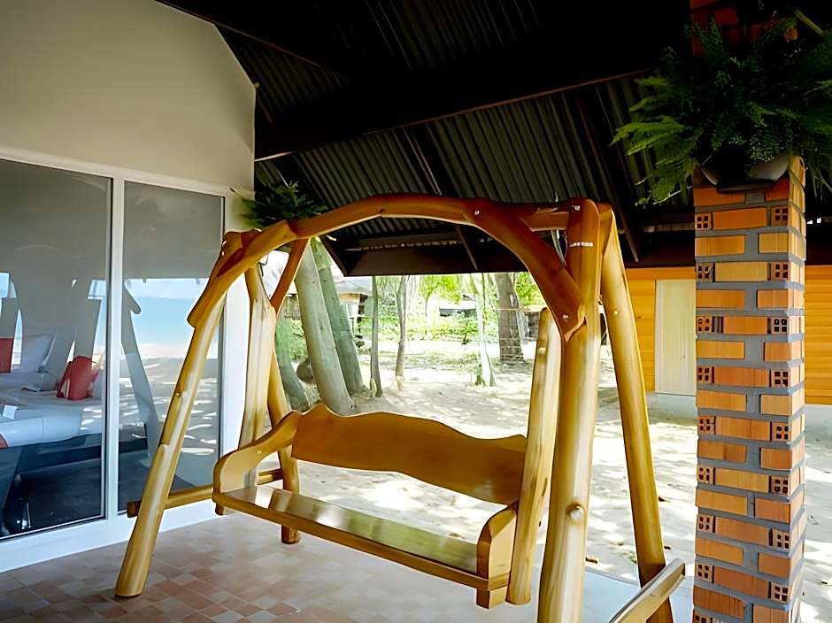 Koh Jum Delight Beach