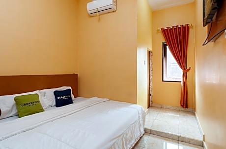 Urbanview Hotel Nisura Homestay Medan by RedDoorz