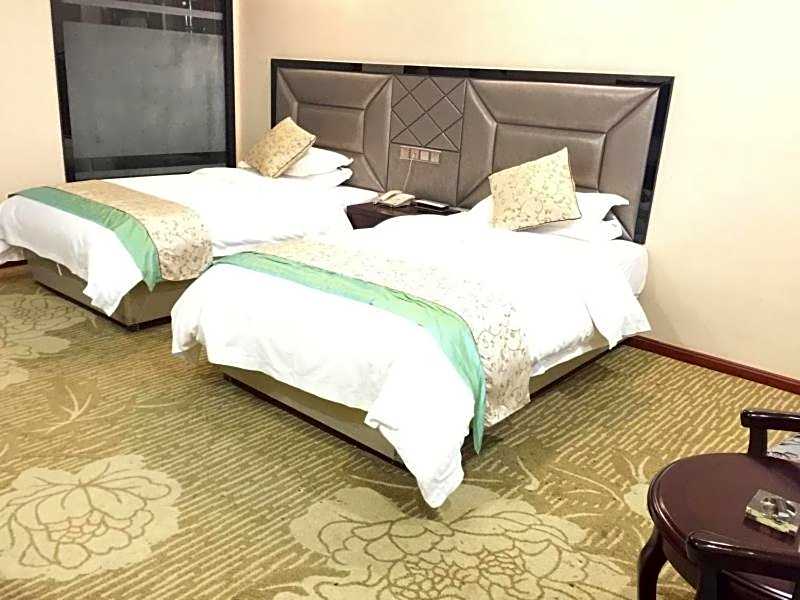 GreenTree Alliance Bengbu Railway Station Hotel