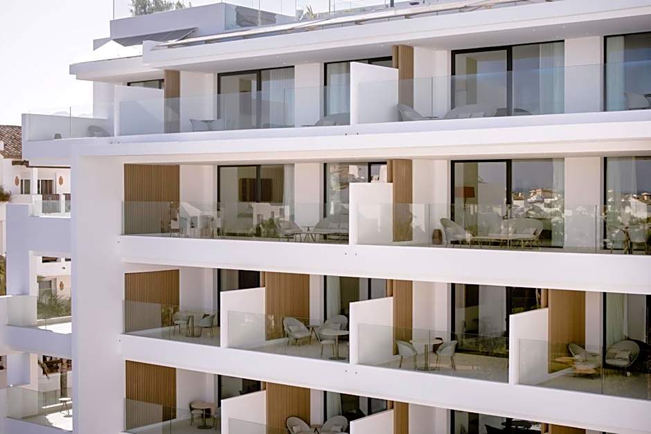 THE FLAG HOTEL Marbella, Estepona Adult Recommended