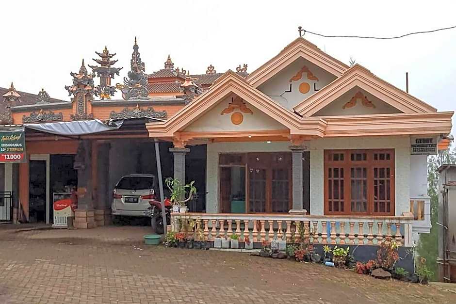 Gebby Homestay Bromo RedPartner