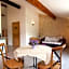 Mas de la Rivoire B&B