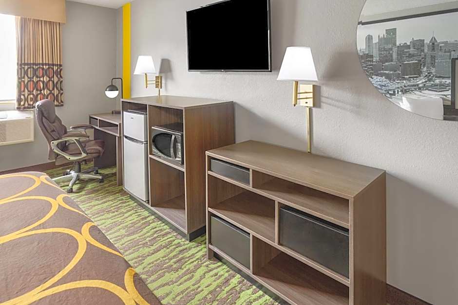 Super 8 by Wyndham New Stanton