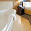 Holiday Inn Express Hotel & Suites Ennis By IHG
