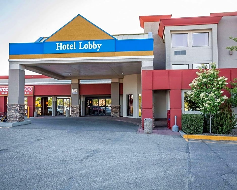 Quality Inn & Conference Centre