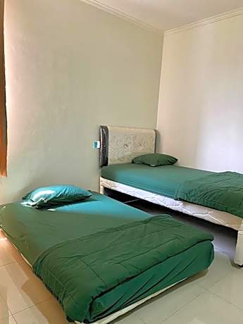 Economy Twin Room
