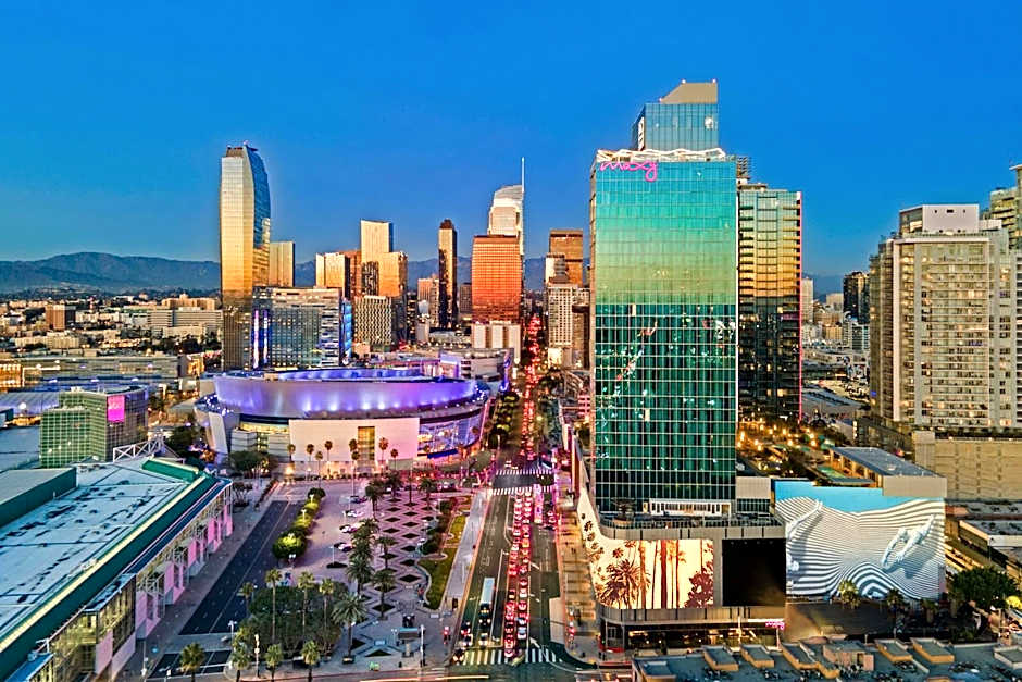 Moxy Downtown Los Angeles