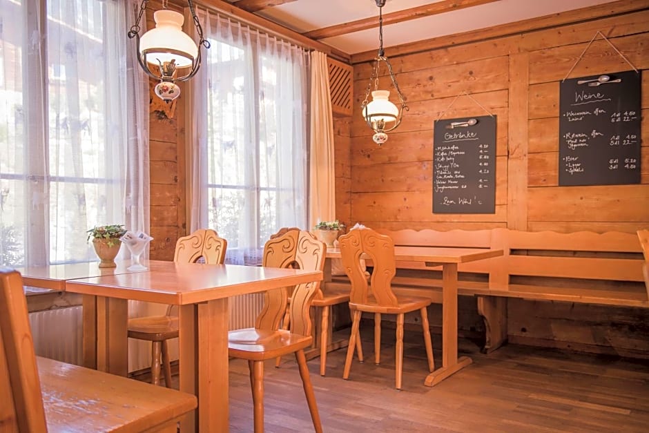 Gasthof Schoenegg B&B