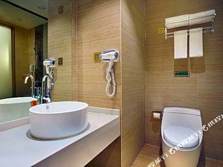 Vienna 3 Best Hotel (Ziyang High-speed Railway North Station)