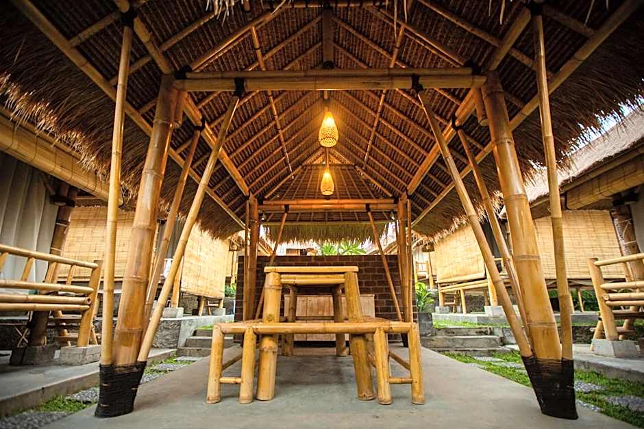 Salty Shakas Bamboo Stay Canggu