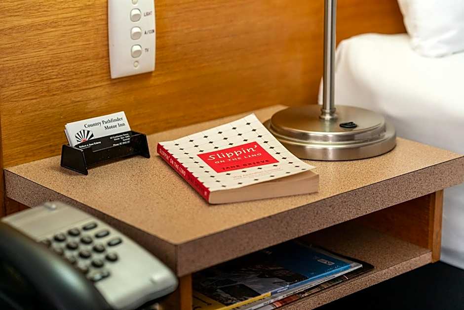 Country Pathfinder Motor Inn