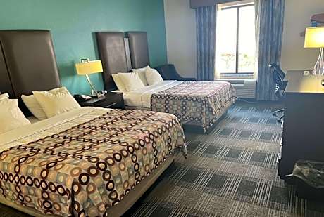 Queen Room with Two Queen Beds - Non-Smoking