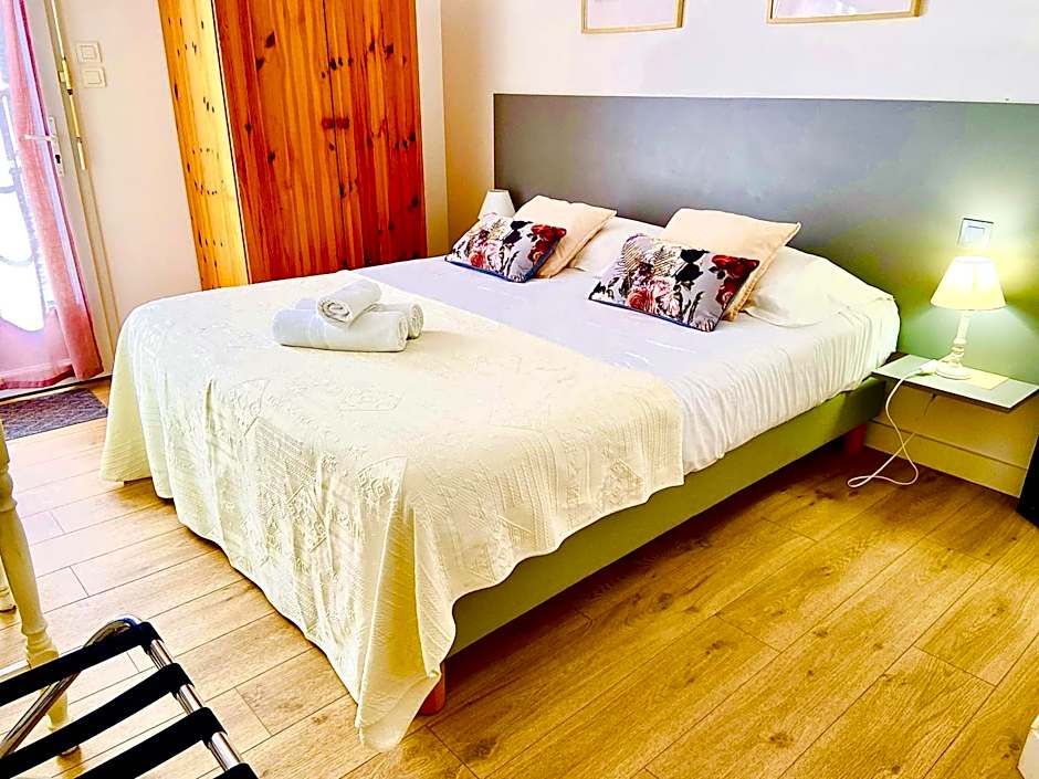 Hotel Aux Rochers de l'Ocean