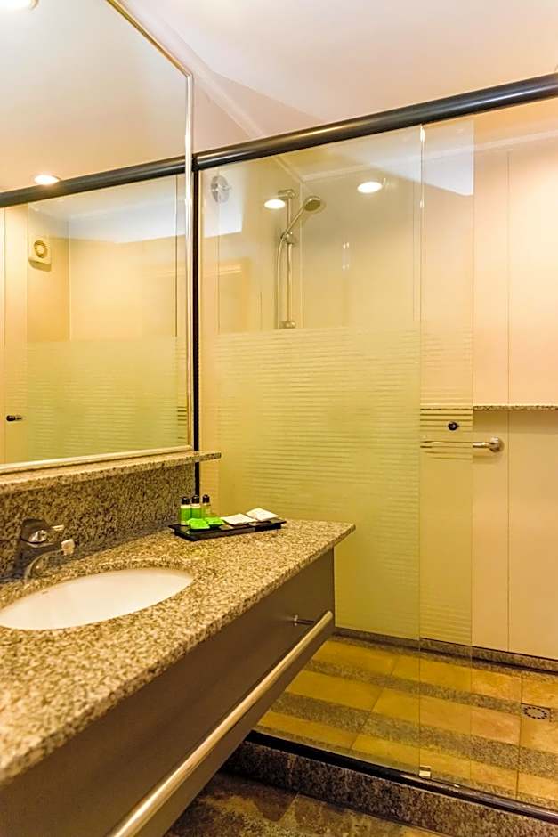 Golden Tulip Brasília Alvorada