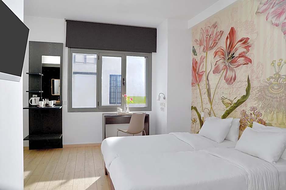 Airotel Patras Smart