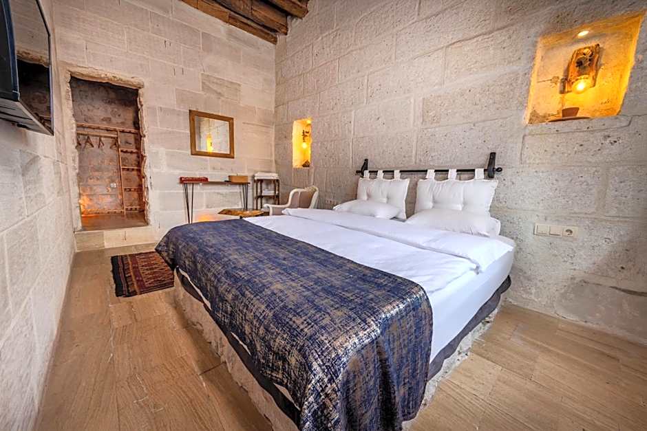Saliche Cave Suite