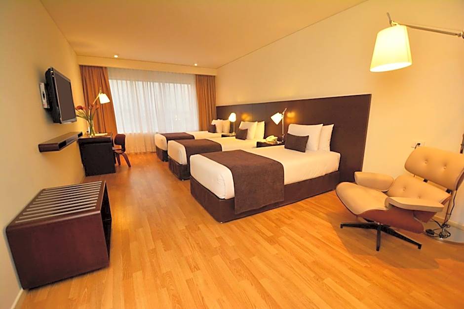 Dazzler by Wyndham Lima Miraflores