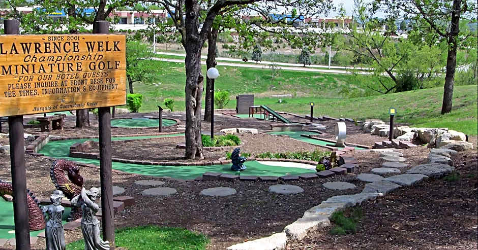 Branson Hillside Hotel