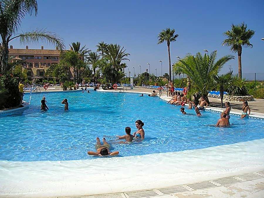 Estudios Turisticos Bahia Sur