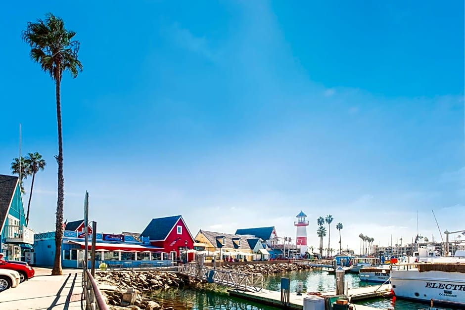 Holiday Inn Oceanside Marina - Camp Pendleton Area By IHG