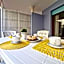 Welcoming flat just a short walk from the sea