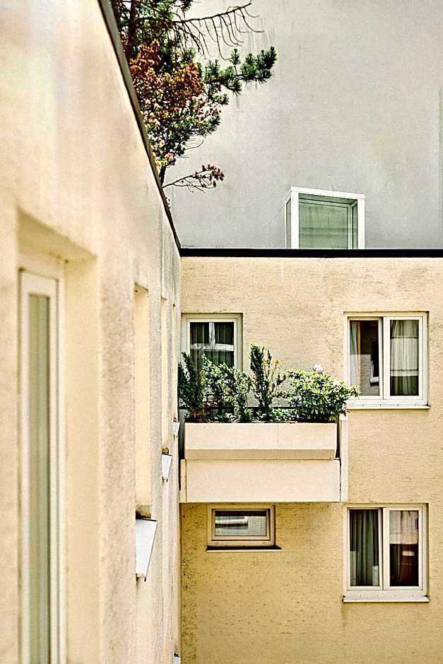 Herdegen Rooms - Self Check-in