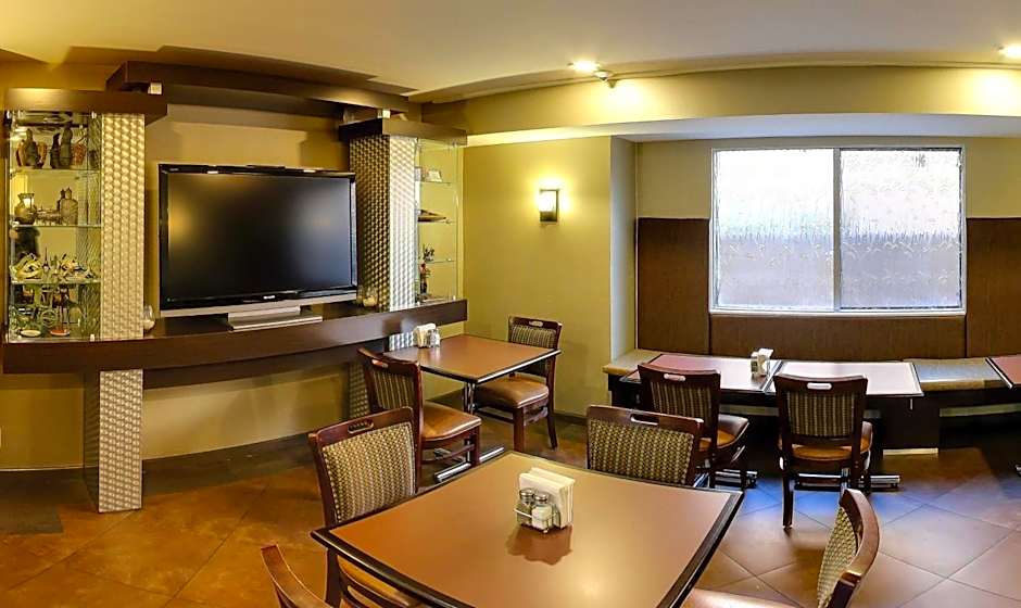 Hotel Strata