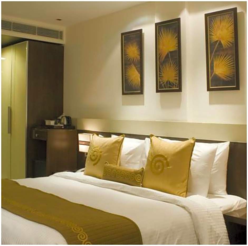 Shervani Hotel Nehru Place