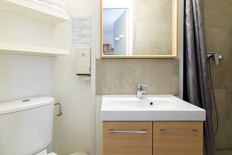 B&B HOTEL Sète Centre Gare